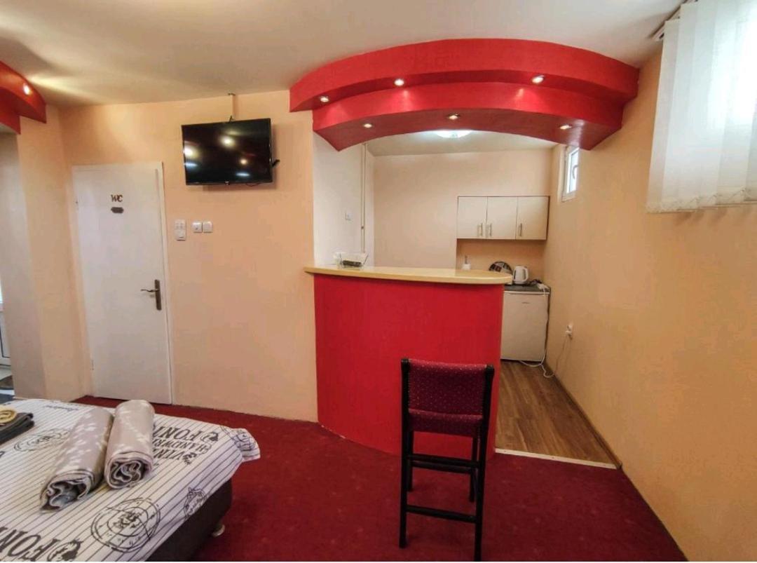 Appartement S. A. L. Prenociste à Zrenjanin Extérieur photo