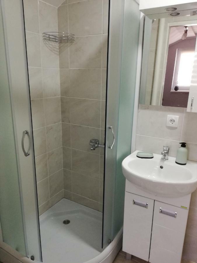 Appartement S. A. L. Prenociste à Zrenjanin Extérieur photo