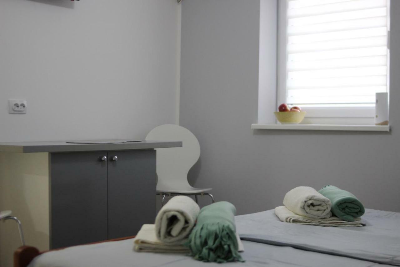 Appartement S. A. L. Prenociste à Zrenjanin Extérieur photo